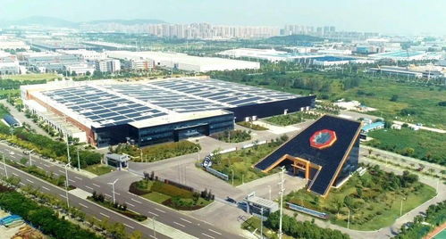 玻璃創造美好世界 看一座工廠如何用兩種玻璃定義技術開發新高度